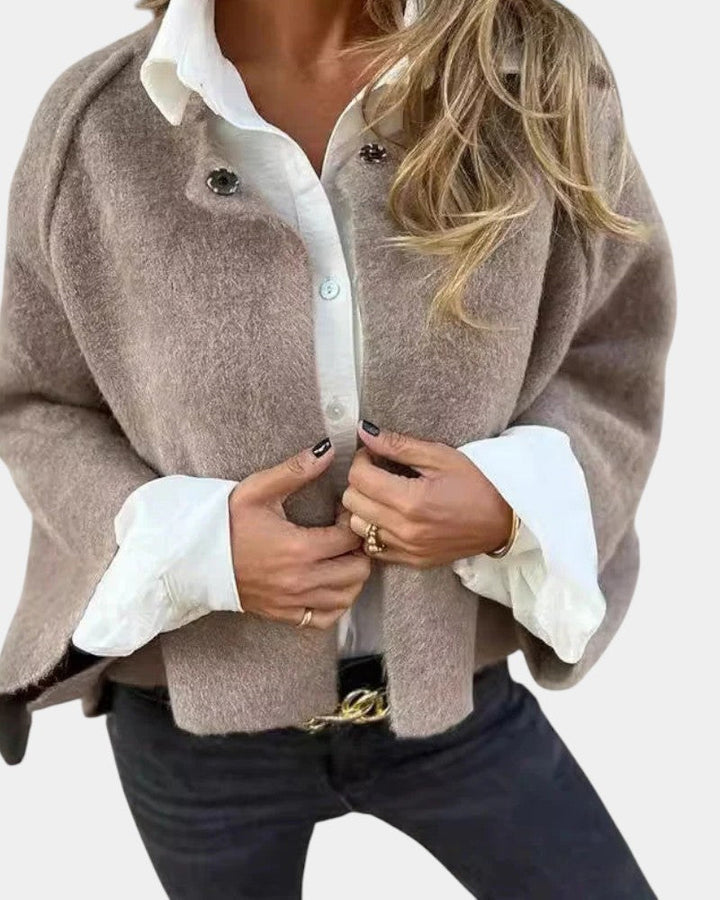 Elisa | Chaqueta corta estilo chic y mangas acampanadas